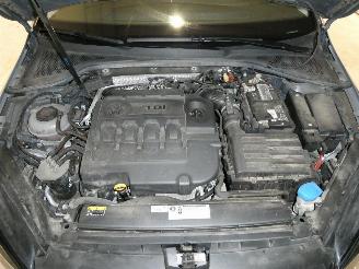 Volkswagen Golf 1.6D VARIANT COMFORT picture 24