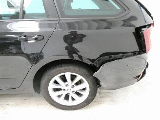 Skoda Octavia AMBITION picture 5