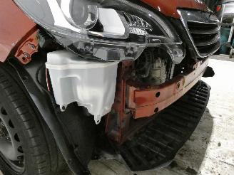 Peugeot 108 ACCESS picture 14