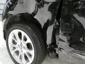 Ford EcoSport TITANIUM picture 5