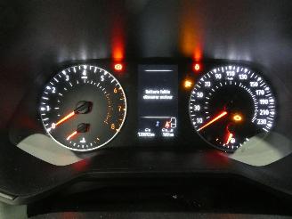 Renault Clio V LIMITED picture 19