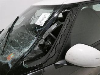 Fiat 500L CITY CROSS picture 4