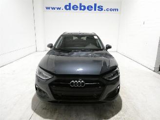 krockskadad bil auto Audi A4 2.0 TDI 2022/11