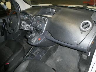Renault Kangoo MAXI NO BATTERY picture 13