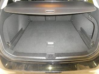 Volkswagen Passat 1.6D picture 14