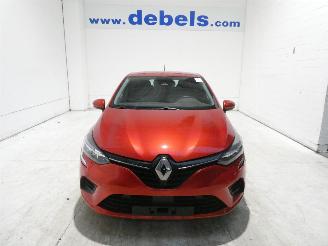 krockskadad bil auto Renault Clio E-TECH HYBRID 2022/1