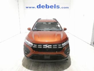 krockskadad bil auto Dacia Jogger  2023/2