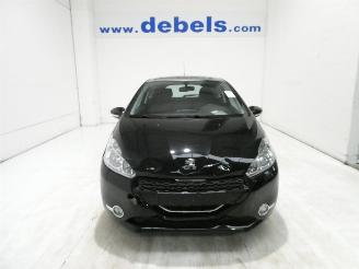 Vaurioauto  passenger cars Peugeot 208 1.2 ACTIVE 2015/3