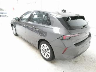 Opel Astra 1.2 EDITION picture 8