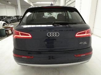 Audi Q5 2.0D SPORT picture 6