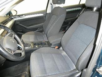 Volkswagen Passat GTE picture 17