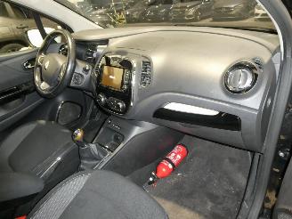 Renault Captur INTENS picture 16