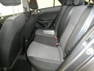 Hyundai I-20 1.4D ACTIVE picture 21