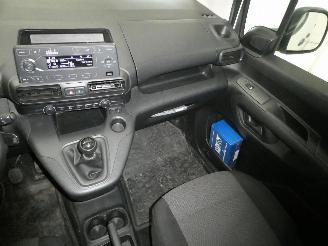 Peugeot Partner 1.5D picture 12