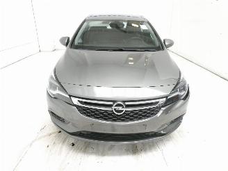 Opel Astra INNOVATION picture 2