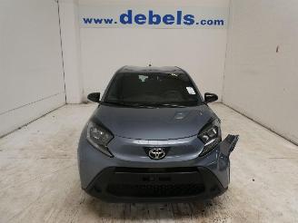 skadebil auto Toyota Aygo X 2024/6