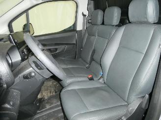 Toyota Proace 1.5D  CITY COMFORT picture 16