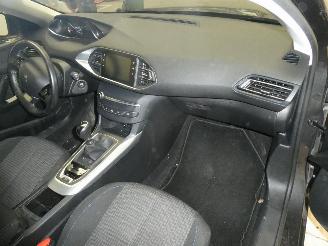 Peugeot 308 1.5D II STYLE picture 14