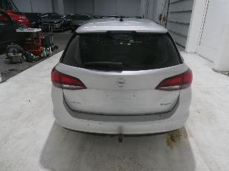 Opel Astra 1.6D  EDITION picture 13