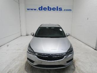 Vaurioauto  passenger cars Opel Astra EDITION 2017/11