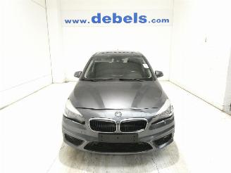 Vaurioauto  passenger cars BMW 2-serie 218I 2016/2
