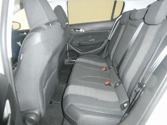 Peugeot 308 II ALLURE picture 22