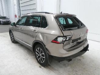 Volkswagen Tiguan COMFORTLINE picture 4