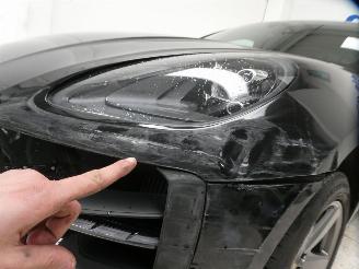 Porsche Macan S picture 8