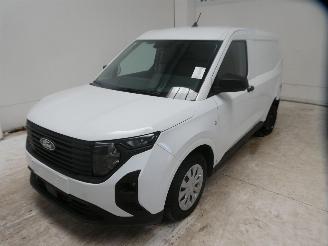 Ford Transit COURIER picture 3