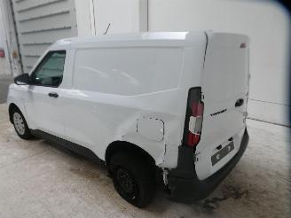 Ford Transit COURIER picture 4