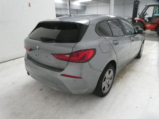 BMW 1-serie HATCH 1.5D picture 14