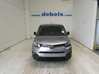skadebil bedrijf Toyota Proace 1.5D CITY 2023/10