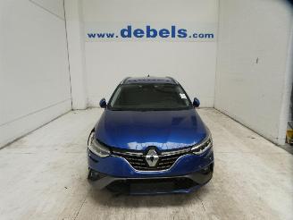 krockskadad bil auto Renault Mégane IV GRANDTOUR 2021/3