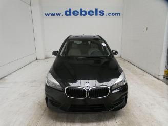 krockskadad bil auto BMW 2-serie 1.5D 216D 2018/4