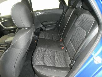 Kia Cee d /PRO picture 18