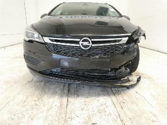 Opel Astra 1.6D EDITION picture 3