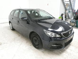 Peugeot 308 II SW STYLE picture 14