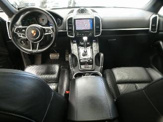 Porsche Cayenne E-HYBRID picture 12