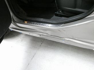 Peugeot 3008 1.2 picture 5