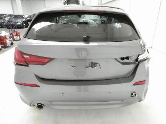 BMW 1-serie HATCH I picture 7