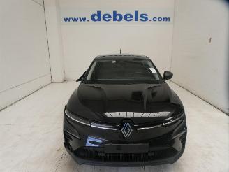 skadebil auto Renault Mégane E-TECH EVOLUT 2024/3