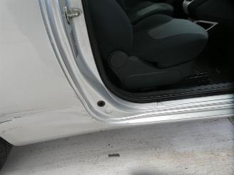 Ford Ka TITANIUM picture 12