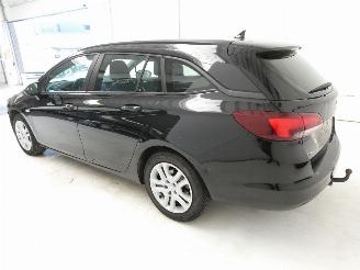 Opel Astra 1.6D EDITION picture 5