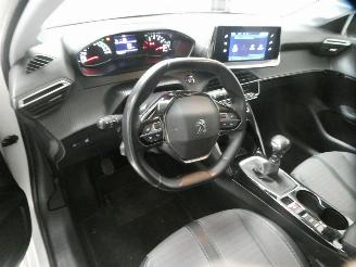Peugeot 208 II ALLURE picture 14