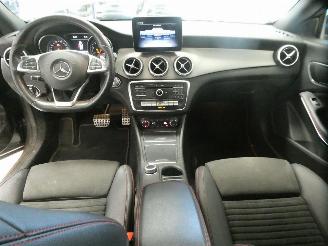 Mercedes Cla-klasse 180 picture 16