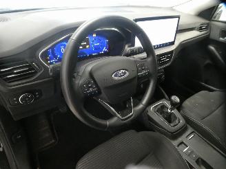 Ford Focus TITANIUM X picture 22