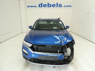 Schadeauto Volkswagen T-Roc  2021/6