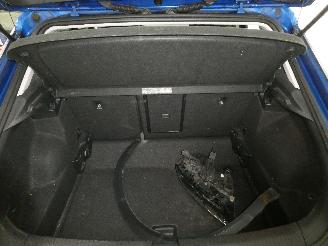 Volkswagen T-Roc  picture 16