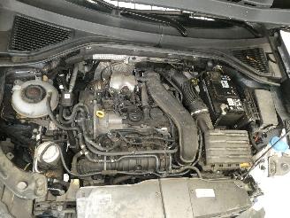 Volkswagen T-Roc  picture 19