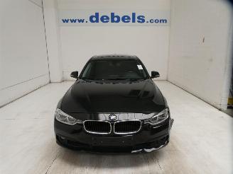 skadebil auto BMW 3-serie I 2016/2